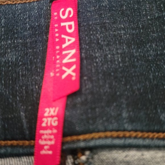 NWT Spanx Distressed Ankle Skinny Jeans - Picture 7 of 12